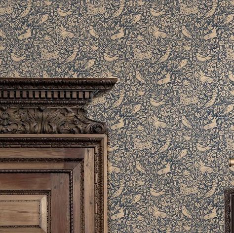 Fox And Hare Wallpaper, Hedgerow Wallpaper, Mulberry Wallpaper, Wallpapered Rooms, Wallpaper Heaven, Downtown House, Club Wallpaper, Western Living Room, Mulberry Home