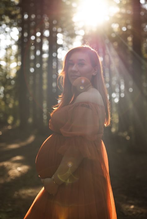 Maternity Women Poses, Mt Rainier Maternity Photos, Maturity Photoshoot Woods, Maternity Photography Rustic, Maternity Pics In Woods, Maternity Shoot In Forest, Redwoods Maternity Photos, Nature Maturity Photoshoot, Maternity Photoshoot In Woods