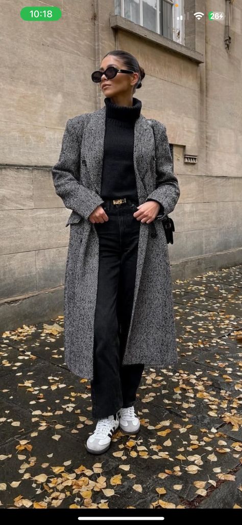 Long Grey Peacoat Outfit, Long Gray Coat Outfit Winter, Long Grey Winter Coat Outfits, Silver Coat Outfit, Grey Coat Outfits For Women, Long Gray Wool Coat Outfit, Long Dark Grey Coat Outfit, Grey Herringbone Coat Outfit, Long Grey Trench Coat Outfit