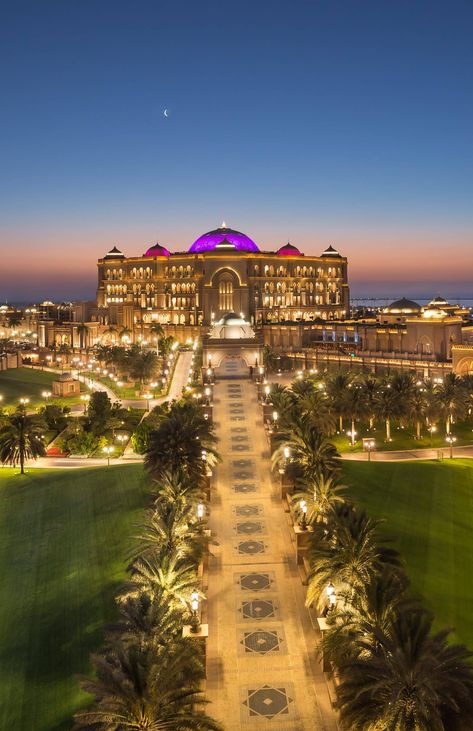 Luxury 5 Star Hotel | Abu Dhabi | Emirates Palace Abu Dubai, Sheik Zayed, Abu Dhabi City, Emirates Palace, Dubai Resorts, Abu Dhabi Travel, Luxury Hotels Lobby, Dubai Vacation, Dubai Airport