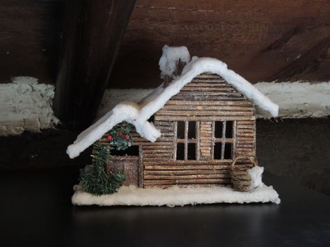 Log Cabin Ornaments Diy, Miniature Log Cabin, Miniature Cabin, Winter Log Cabin, Popsicle House, Cabin Christmas Decor, Christmas Tree Festival, Log Cabin Christmas, Winter Lodge