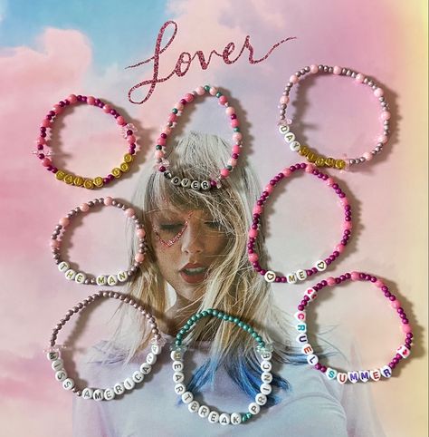 Taylor Friendship Bracelet, Friendship Bracelet Ideas, Taylor Swift Lover, Bracelets Friendship, Taylor Swift Tour Outfits, Friendship Bracelets With Beads, Friendship Bracelets Designs, Taylor Swift Outfits, Bead Charms Diy