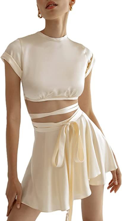 Ballerina Wrap Skirt, Orseund Iris, Ballerina Skirt, Estilo Taylor Swift, T Shirt Crop Top, Backless Crop Top, Club Tops, Looks Style, Mode Inspiration