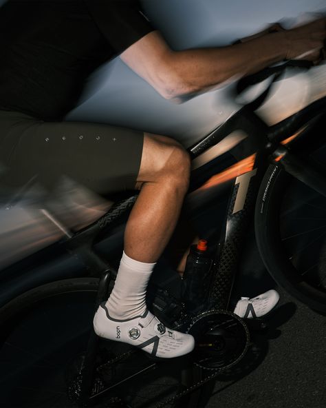 Perfect for both long distances and sprints, the CENTO combines innovative design with top-tier materials to elevate your cycling experience. Ready to conquer the road with CENTO. 📷 @_manuelgatto_ #weareallunderdog . . . #udogshoes #cyclingshoes #cycling #udogcento Hybrid Training, Maap Cycling, Bicycle Photography, Future Aesthetic, Track Cycling, Cycling Photography, Motion Blur, Cycling Shoes, Road Cycling