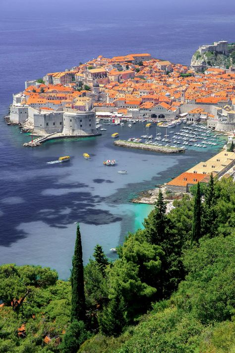 11 Beautiful Croatian Towns And Cities To Visit - Hand Luggage Only - Travel, Food & Photography Blog Croatia Pictures, Croatia Itinerary, Krka National Park, World Most Beautiful Place, Dalmatian Coast, Nature Architecture, European Cities, Countries To Visit, Cities In Europe