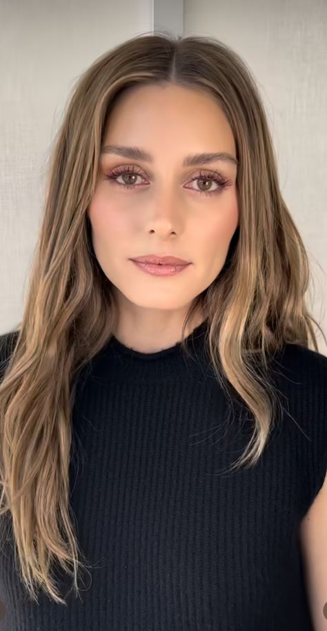 Olivia Palermo Make Up, Olivia Palermo Style 2024, Olivia Palermo Hair Color, Olivia Palermo Hairstyle, Olivia Palermo Makeup, Chanel Makeup Looks, Olivia Palermo Hair, Olivia Palermo Style, Hair 2024