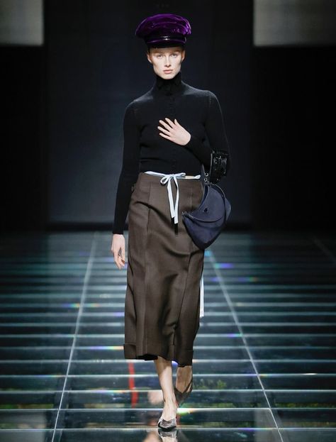 Prada Fall Winter 2024/2025, Fw 2024, Textures Fashion, Fashion Trend Forecast, Prada Collection, Prada Spring, Fashion Forecasting, Denim T Shirt, Winter Outfit Inspiration