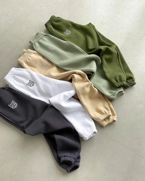 Premium Quality trousers MOQ 30 Available in all colours You can start your brand with us. Place your bulk order today #clothingmanufacturer #clothingbrandowner #clothingmanufacturing #clothing #clothes #clothingbrand #manufacture #manufacturing #manufacturer Flatlay Clothes, Beanie Outfit, Creative Fashion Photography, Mens Casual Dress Outfits, Men Stylish Dress, Steyr, Clothing Photography, Mens Casual Dress, Cute Comfy Outfits