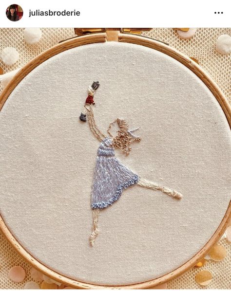 Nutcracker Embroidery, Ballerina Embroidery, Angel Embroidery, Autumn Embroidery, Christmas Homemade, Ribbon Embroidery Tutorial, Christmas Embroidery Designs, Embroidery Christmas, Hand Embroidery Projects