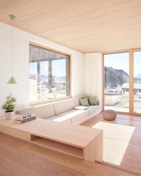 Built In Sofa, Sunken Living Room, Interior Minimalista, Timber House, Semi Detached House, Trendy Home, Semi Detached, Detached House, Minimalist Home