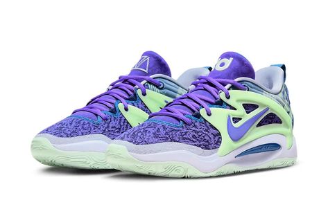 Kd 15 Psychic Purple, Nike Kd 15, Bball Shoes, Hoop Shoes, Purple Basketball Shoes, Best Volleyball Shoes, Ball Shoes, Kd Shoes, Athleisure Shoes