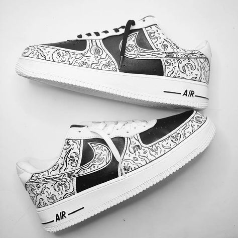 Doodle Air Force 1 Custom Check more at https://danielcustoms.com/product/doodle-air-force-1-custom-2/ Air Force 1 Art, Graffiti Air Force 1, Sneaker Doodle, Af1 Custom Ideas, Sneaker Customization, Air Force 1 Custom Ideas, Custom Air Force 1 Men, Custom Jordans, Custom Sneakers Diy