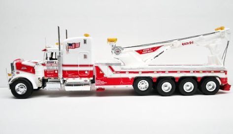 Scale Model Cars, Custom Car Hauler Truck, Muscle Machines Diecast Cars, Lego Tow Truck, Truck Scales, Diecast Trucks, Police Truck, Model Cars Building, Model Truck Kits