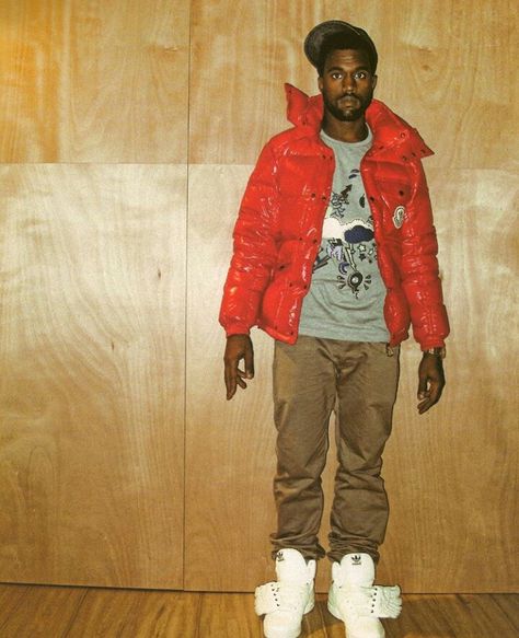 Old Kanye Kanye Iconic Outfits, Kanye Early 2000s, Old Kanye West Outfits, Kanye West Early 2000s, Old Kanye West Style, Kanye 2000s Fashion, Old Kanye West Aesthetic, Kanye Outfits 2000s, Kanye West 2000s Style