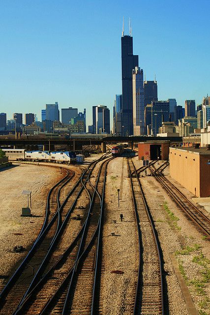 Moving into the new house today! I'm so happy were leaving south side Beneatha Younger, Chicago South Side, Nyc Background, South Chicago, Brantford Ontario, South Side Chicago, Chicago Aesthetic, Sears Tower, Chicago Neighborhoods