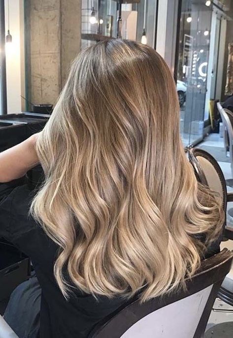 Summer Blonde Hair, Dark Blonde Hair Color, Brunette Hair With Highlights, Balayage Blonde, Dirty Blonde Hair, Honey Blonde Hair, Brown Hair Balayage, Dark Blonde Hair, Blonde Hair Inspiration