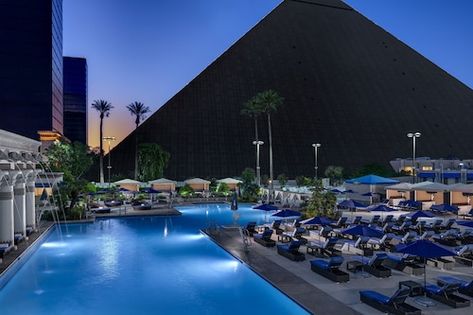 Luxor Hotel Las Vegas, Luxor Las Vegas, Luxor Hotel, Las Vegas Resorts, Hotel Packages, Vegas Hotel, Croatia Travel, Las Vegas Hotels, Casino Resort