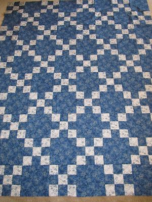 Single Irish Chain One Color Quilt Patterns, Double Irish Chain Quilt Pattern, Irish Quilt Patterns, Irish Chain Quilt Pattern, Irish Quilt, Blue And White Quilts, Irish Chain Quilt, Two Color Quilts, Red And White Quilts