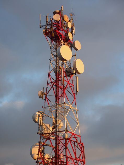 Communication Tower, Radio Tower, Cell Tower, Key Art, Wallpaper Red, Abstract Iphone Wallpaper, Radio Antenna, Telescopes, Wallpaper Online