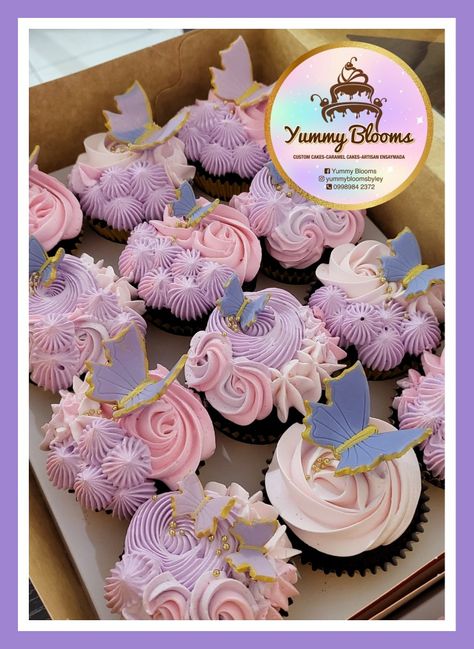 Butterfly And Flower Cupcakes, Butterfly Cupcakes Birthdays, Butterfly Theme Cupcakes, Butterfly Cupcakes Ideas, Butterfly Cupcake Cake, Colored Cupcakes, Fondant Butterfly, Easy Cupcakes Decoration, Girl Birthday Cupcakes