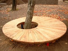 Circle Bench, Bench Around Trees, Tree Seat, Garden Bench Seating, Chill Out, Tree Bench, Under A Tree, School Garden, Have Inspiration