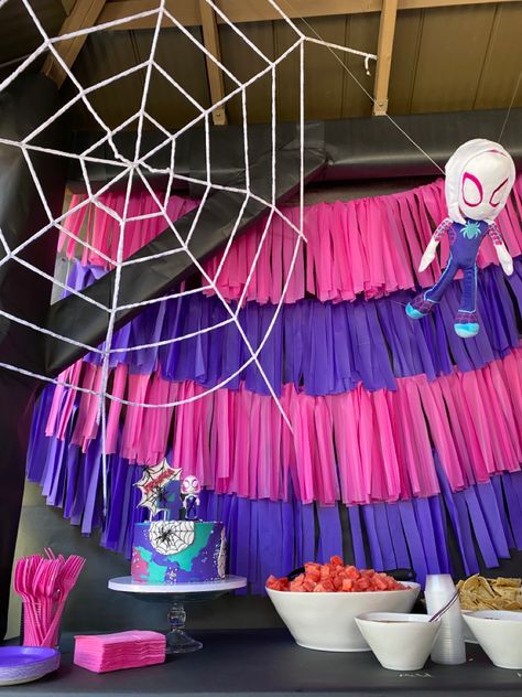 Spider Gwen Birthday Party Ideas, Gwen Stacy Birthday Party, Ghost Spidey Birthday Party Ideas, Spider Gwen Birthday Party Decor, Gwen Spidey Party, Ghost Spider Birthday Party Decorations, Spider Gwen Party Decorations, Girls Spiderman Birthday Party, Spider Girl Birthday Party