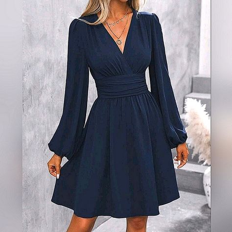 Blue Long Sleeve Formal Dress, Medium Length Winter Formal Dresses, Knee Length Dresses Long Sleeve, Long Sleeve Winter Formal Dress, Winter Dress Engagement Photos, Winter Formal Dresses Modest, Knee Length Dresses Casual Classy, Short Sleeve Wedding Guest Dress, Navy Blue Dress Outfit Winter