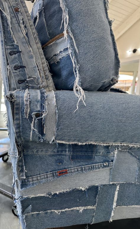 Jean Furniture, Denim Sofa, Denim Furniture, Denim Ideas, Diy And Crafts Sewing, Denim Crafts, Refashion Clothes, Cozy Corner, Fashion Sewing