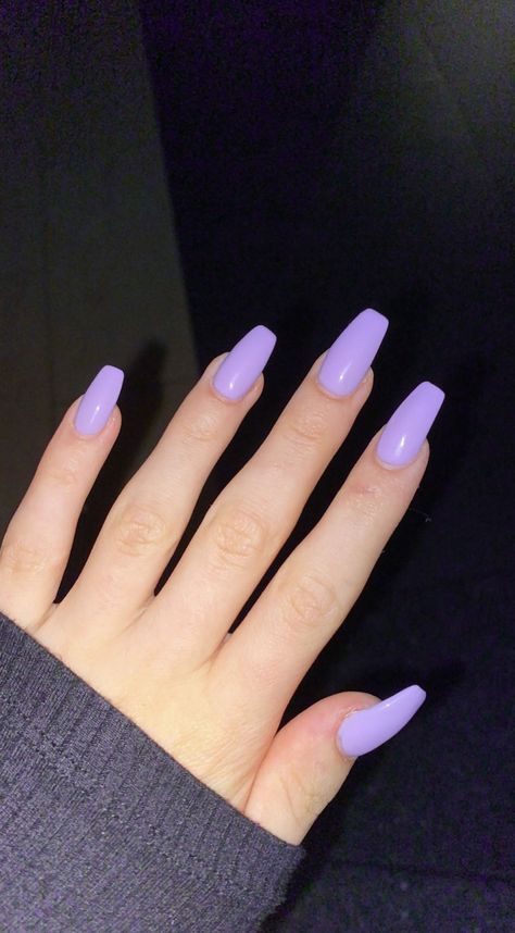 Nails Plain Acrylic, Plain Purple Nails, Summer Nails Plain, Purple Summer Nails, Plain Acrylic Nails, Extra Birthday Nails, Classy Baddie Nails, Light Purple Nails, Ranking List