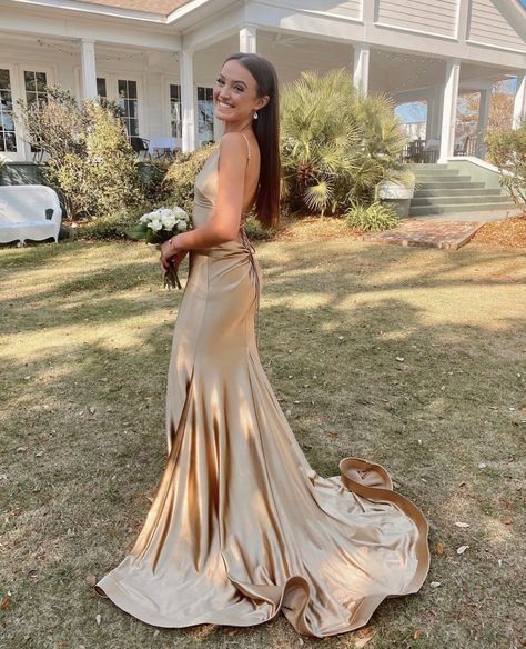 Light Gold Prom Dress, Gold Silk Prom Dress, Champagne Prom Dress Couple, Neutral Prom Dress, Gold Prom Dress Couple, Neutral Prom Dresses, Boyfriend Girlfriend Goals, Couples Prom Outfits, Prom Dresses Aesthetic