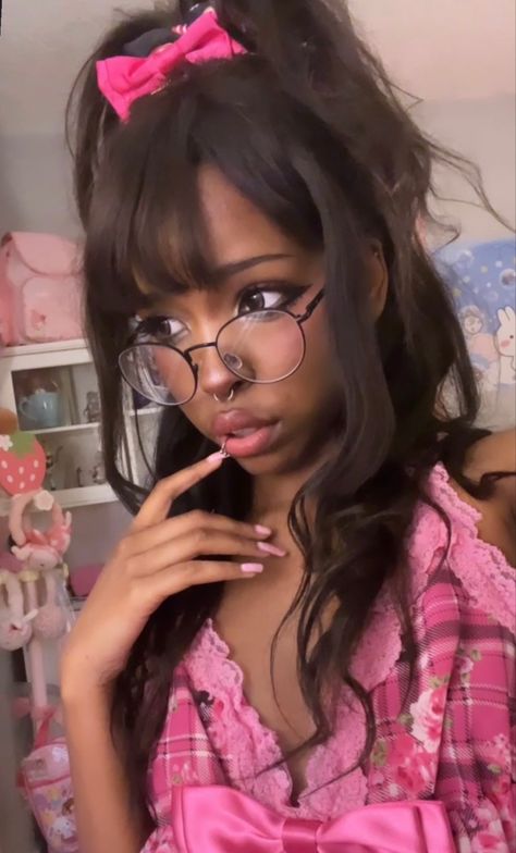 Gyaru Hair Black, Kawaii 4c Hairstyles, Black Gyaru Hairstyles, Gyaru Black Hair, How To Render Hair, Kawaii Baddie, Gyaru Hairstyles, Black Gyaru, Princess Vanity