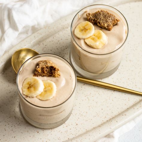 Banana Vanilla Silken Tofu Pudding with Cookie Crumble (vegan) Silken Tofu Pudding, Silken Tofu Recipes, Tofu Dessert, Vegan Banana Pudding, Sweet Potato Pasta, Tofu Pudding, Tofu Breakfast, Vegan Pudding, Plant Based Food