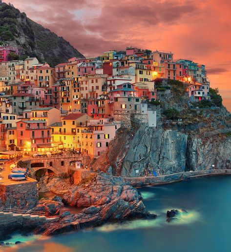 Cinco Terre Italy, Pueblos Aesthetic, Italia Aesthetic, Manarola Italy, Florence City, Romantic Holiday, Italy Aesthetic, Romantic Destinations, Destination Voyage