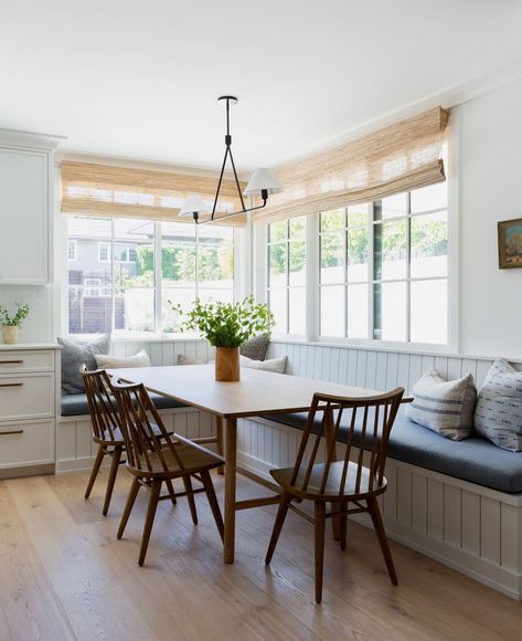 Area Off Kitchen Ideas, Breakfast Nook With Long Table, Kitchen Dining Nook Window, Eat In Kitchen Corner Bench, Half Booth Dining Table, Corner Eat In Kitchen, Small Kitchen With Banquette, Corner Banquette Dining Room, Window Bench Kitchen Table