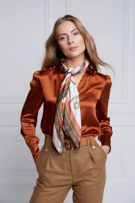 Scarf Outfit 2024 18 Ideas: Elevate Your Winter Fashion Game Silk Scarf Outfit Classy, Neck Scarf Outfit, Silk Scarf Outfit, Fendi Scarf, Tie A Scarf, Holland Cooper, Silk Scarf Style, Silk Neck Scarf, Outfit Classy