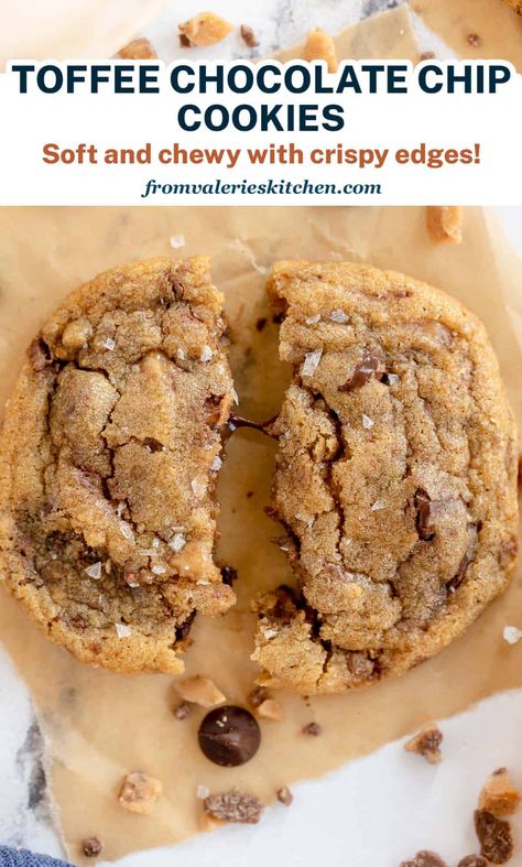 These Toffee Chocolate Chip Cookies are wonderfully soft and chewy with a crispy edge. Sweet, salty, and completely irresistible! Toffee Chocolate Chip Cookies, Toffee Cookie Recipe, Easy Toffee, Toffee Chocolate, Cookie Recipes Chewy, Toffee Chips, Yummy Deserts, Homemade Chocolate Chips, Toffee Cookies