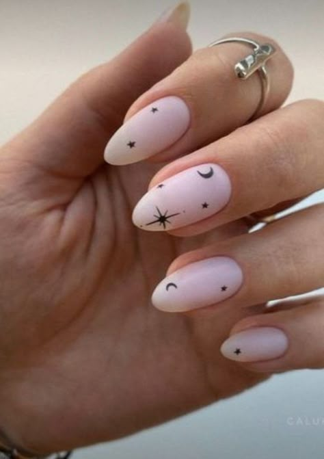 Minimal Nails, Neutral Nails, Minimalist Nails, Pretty Acrylic Nails, Fancy Nails, Chic Nails, Short Acrylic Nails, Best Acrylic Nails, Cute Acrylic Nails