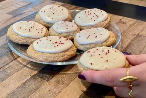 Cinnamon Glaze Recipe, Maple Sugar Cookies, Syrup Cookies, Maple Syrup Cookies, Honey Cookies Recipe, Canadian Maple Syrup, Almond Flour Biscuits, Gluten Free Holiday Cookies, Condensed Milk Cookies