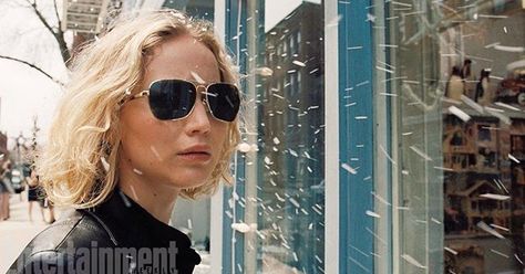 July 15, 2015: New stills from Jennifer Lawrence's new movie "Joy" The trailer came out today. Jennifer Lawrence Joy, Joy Hair, 42 Movie, Joy Movie, Joy Costume, Marshall Williams, J Law, Kelli Berglund, Anne Mcclain