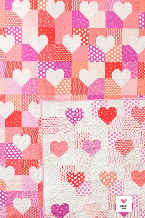 Scrappy Heart Quilt, Heart Quilt Patterns, Hearts Quilt Pattern, Tshirt Quilt Diy, Free Baby Quilt Patterns, Hearts Quilt, Quilty Love, Cake Squares, Heart Quilts