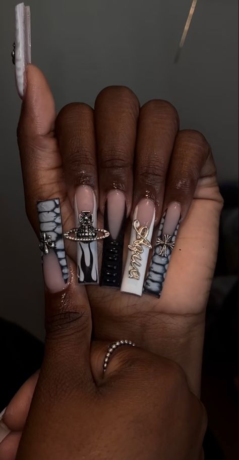 Scorpio Baddie Nails, Sagittarius Birthday Nail Ideas, Libra Acrylic Nail Designs, Taurus Nails Designs Acrylic Birthday, Birthday Nails Square Long, Birthday Nails Aquarius, Matching Best Friend Nails, Leo Zodiac Nail Designs, Libra Inspired Nails