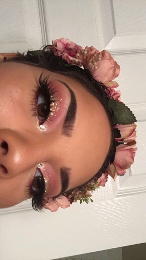 princessesonlyhoe Eye Makeup Glitter, Party Make-up, Beauty Make-up, Makeup Hacks, Make Up Looks, Festival Makeup, Baddie Makeup, Makeup Goals, Halloween Make