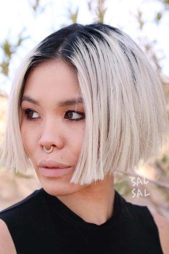 Chic Blunt Bob Hairstyles ★ See more: http://lovehairstyles.com/chic-blunt-bob-hairstyles/ Growing Out Platinum Hair, Latest Bob Hairstyles, Chin Length Haircuts, Shaggy Bob, Cute Hairstyles For Short Hair, Short Blonde, Bleached Hair, Short Blonde Hair, Short Bob Hairstyles