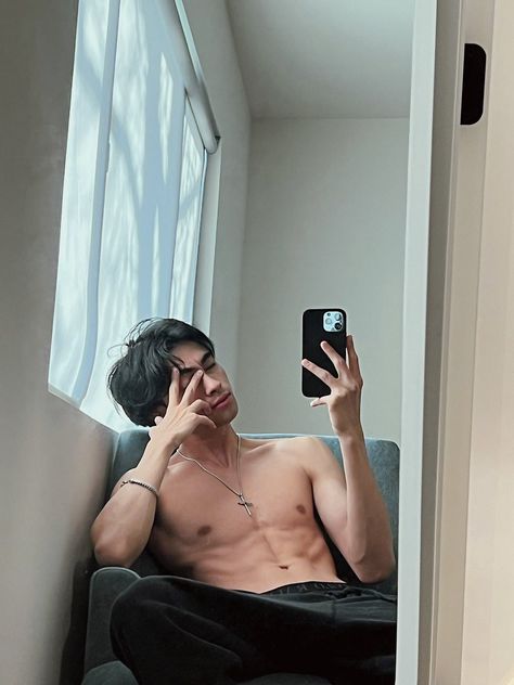 Sebastian | Group: North Star Boys (NSB) North Star Boys, Sebastian Moy, Northstar Boys, Boys Long Hairstyles, Hottest Guy Ever, Body Reference, Star Pictures, Attractive Guys, Beautiful Hats