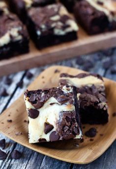 Easy-to-make Chocolate Chip Cheesecake Brownie recipe from Barbara Bakes Chocolate Chip Cheesecake Brownies, Cheesecake Brownies Recipe, Cheesecake Oreo, Cheesecake Brownie, Brownie Cheesecake, Chocolate Chip Brownies, Chocolate Chip Cheesecake, Cheesecake Brownies, Keto Cheesecake