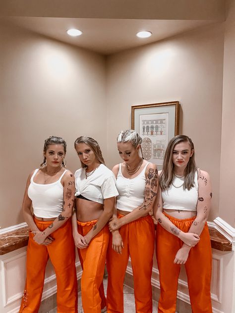 Female Inmate Costume, Prisinor Costumes Women, Diy Prisoner Costume Women, Halloween Jail Costume, Criminals Costume, Spirit Week Movie Character Day Ideas, Prison Inmates Costume, Jailbreak Theme Outfit, Prisoner Girl Costume