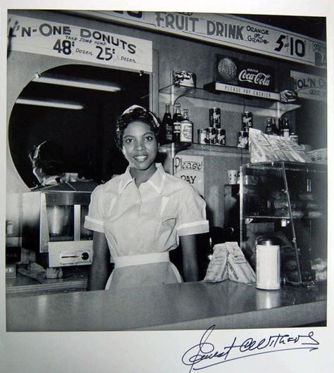 Helen Ann Smith at Harlem House, Beale St, Memphis, TN, c. 1950 Vintage Diner, Beale Street, American Diner, Soda Fountain, Memphis Tn, African American History, African American Women, Black American, Laura Lee