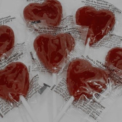 Red Aesthetic Valentines, Aesthetic Valentines Day, Heart Shaped Lollipops, Red Lollipop, Aesthetic Valentines, Fireplace Tv Wall Decor, Lovecore Aesthetic, Yennefer Of Vengerberg, Fireplace Tv Wall