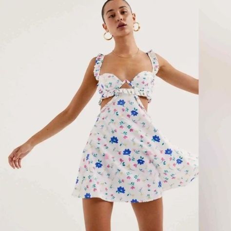 New With Tags For Love And Lemons White Satin Floral Patterned Side Cut Out Farah Mini Dress Armpit To Armpit 16 Inches Waist 32 Inches Top To Bottom 33 Inches Paloma Dress, Pink Slip Dress, Summer Mood Board, Colorful Dress, Hoco Dress, Sequin Midi Dress, Lemon Dress, Summer Mood, Grad Dresses