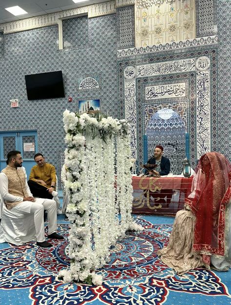 Nikah Aesthetic Pictures, Islamic Wedding Decoration, Pakistani Wedding Venue Ideas, Masjid Nikkah Decor, Nikkah In Mosque, Nikkah In Masjid, Nikah Masjid, Pakistani Nikah Decoration, Nikah Ceremony Decor